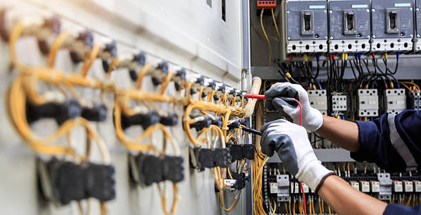 Professional Electrician technician working in Seabrook, MD